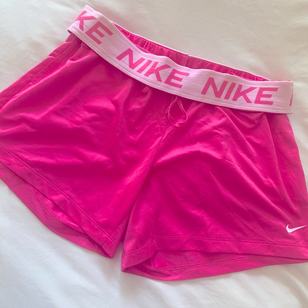 Nike Dri-Fit Athletic Shorts Pink Small